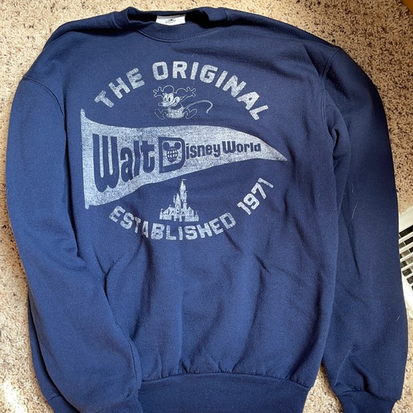 Disney Sweatshirt Size M - Picture 1 of 2
